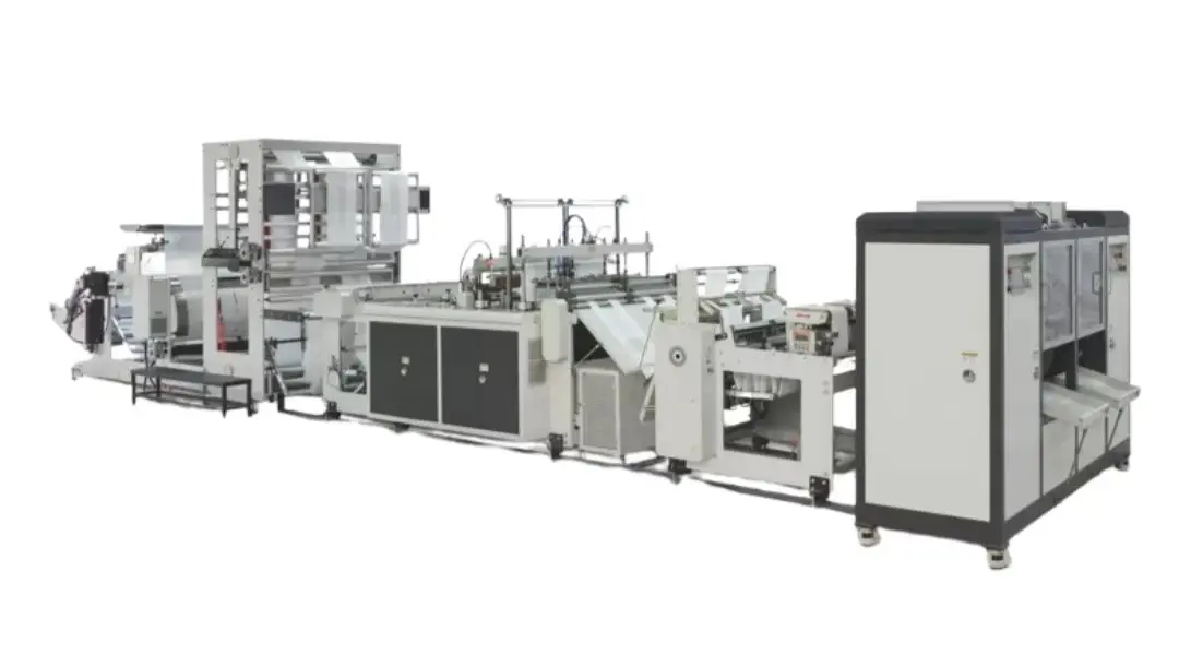 Double Line Gusseted T-Shirt Bag on Roll Cutting Machine