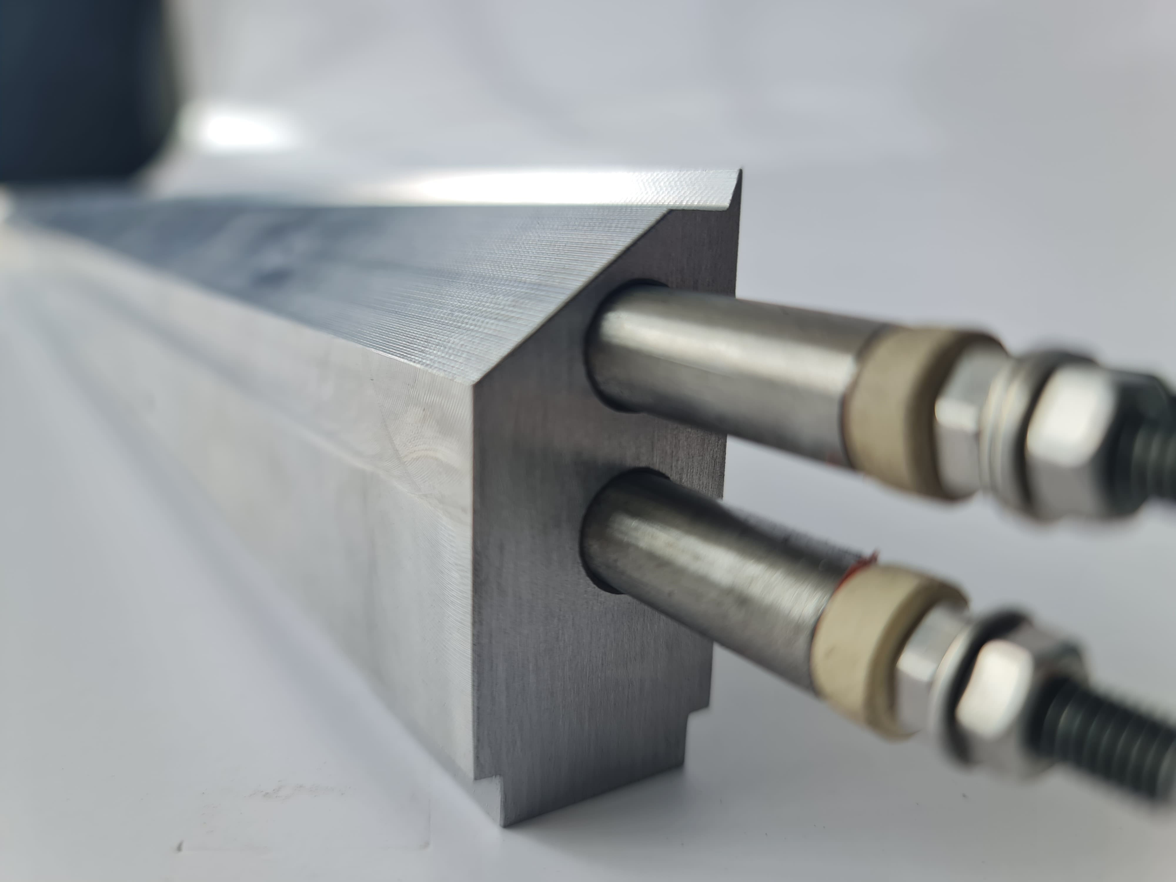 Special Pick-Type Jaw